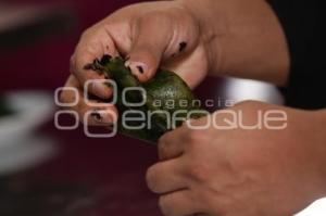 CHILES EN NOGADA