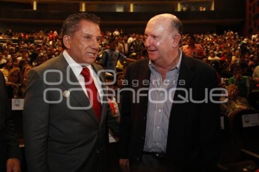 PRESENTACIÓN LOBOS DE LA BUAP