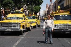 MANIFESTACIÓN DE CONDUCTORES DE GRÚASMANIFESTACIÓN DE CONDUCTORES DE GRÚAS