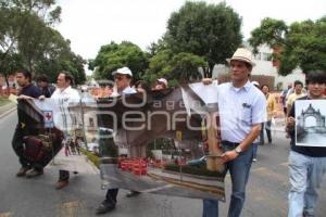 ACTIVISTAS CONTRA VIADUCTO ZARAGOZA