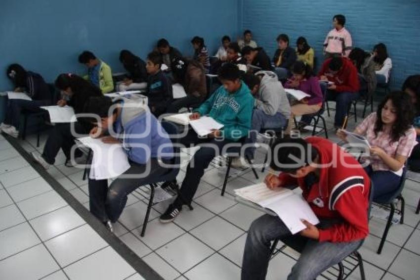 EXAMEN DE ADMISIÓN . PREPAS BUAP