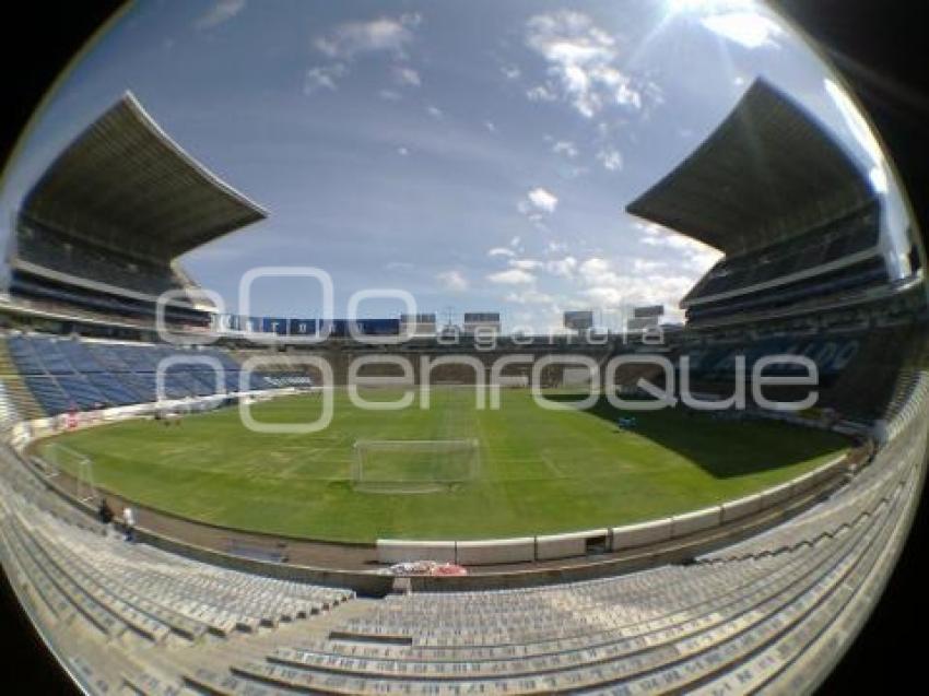 ESTADIO CUAUHTÉMOC