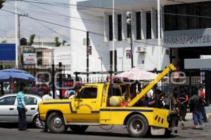 MANIFESTANTES DE ANTORCHA BLOQUEAN ACCESO A LA SCT