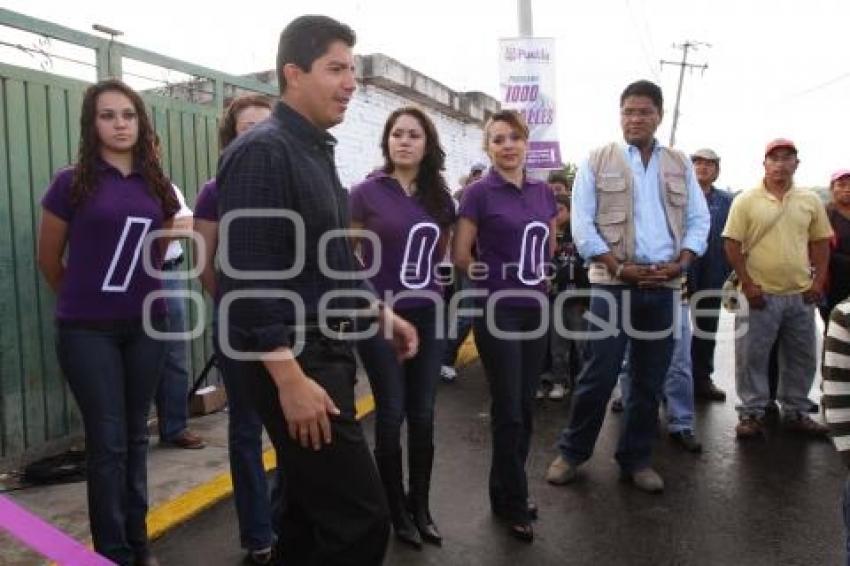 MIL CALLES - AYUNTAMIENTO