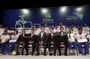 PREMIAN A DEPORTISTAS POBLANOS