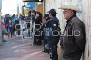 POLICIA - CONTRA AMBULANTES