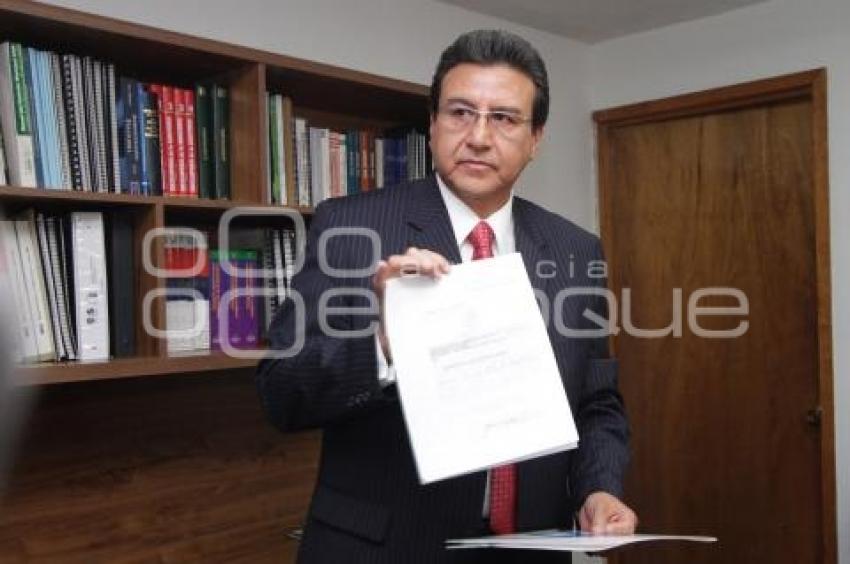 EX CONTRALOR RESPALDA GOBIERNO ESTATAL