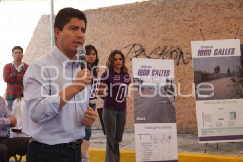 EDUARDO RIVERA INAUGURA CALLE . 1000 CALLES