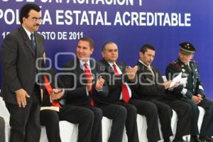 CAPACITACION Y ADIESTRAMIENTO A POLICIA