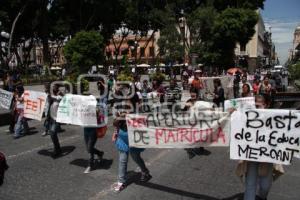 MARCHAN ESTUDIANTES RECHAZADOS DE LA BUAP