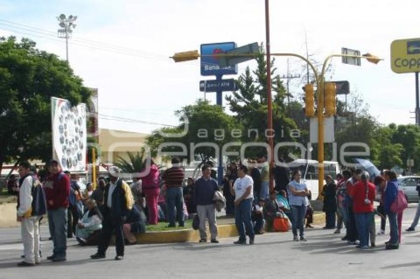 MANIFESTACIÓN COMERCIANTES . TEXMELUCAN