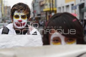 MANIFESTACIÓN DE ESTUDIANTES RECHAZADOS