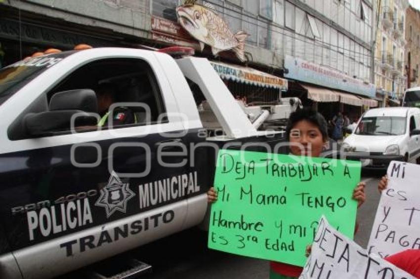 VIGILANCIA EN MERCADO 5 DE MAYO