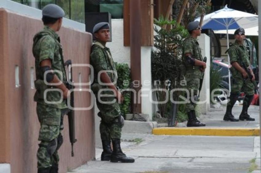 PRESENCIA MILITAR EN LA AVENIDA JUÁREZ