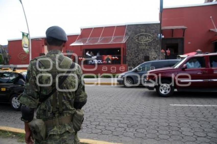 PRESENCIA MILITAR EN LA AVENIDA JUÁREZ