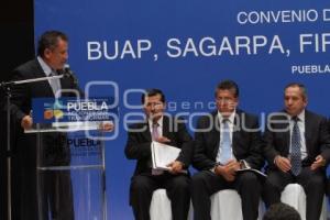 FIRMAN CONVENIO BUAP SAGARPA FIRA Y EL GOBIERNO DEL ESTADO