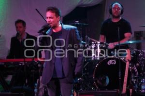 VICENTICO EN CONCIERTO