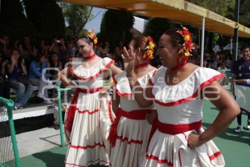 INAUGURAN VIGÉSIMA COPA BRITANIA