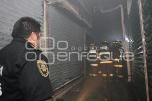 INCENDIO EN TIANGUIS LA PIEDAD