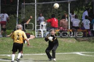 INAUGURAN VIGÉSIMA COPA BRITANIA