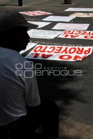 MANIFESTANTES DE COLONIAS DEL NORTE