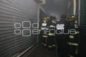 INCENDIO EN TIANGUIS LA PIEDAD