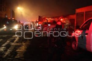 INCENDIO EN TIANGUIS LA PIEDAD