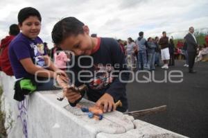 HABITANTES DE LOS HEROES BLOQUEAN EL PERIFERICO