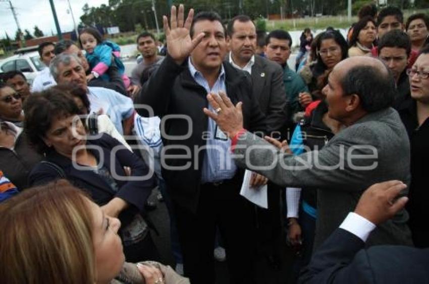 HABITANTES DE LOS HEROES BLOQUEAN EL PERIFERICO