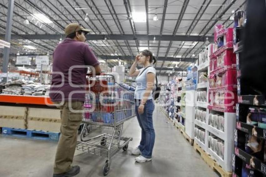 ECONOMÍA . COSTCO