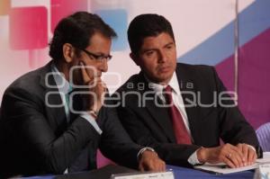 FIRMAN CONVENIO AYUNTAMIENTO Y MICROSOFT