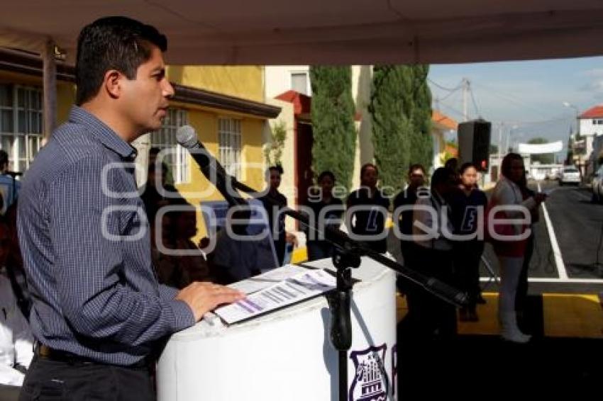 INAUGURACIÓN CALLE . 1000 CALLES