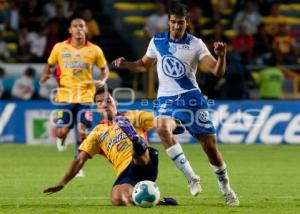 FUTBOL . MORELIA VS PUEBLA