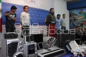 PGJ . PRESENTACIÓN BANDA DE ASALTANTES