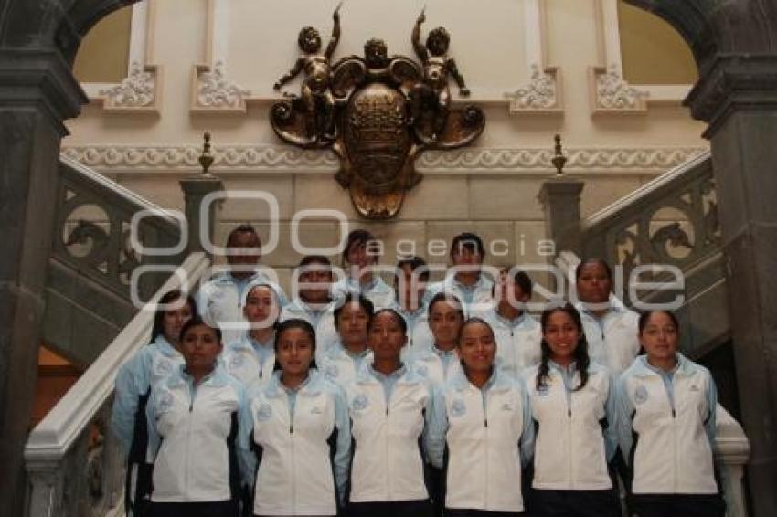 FOTO OFICIAL DEL PUEBLA FEMENIL