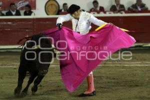 TOROS . JESUS LUJAN