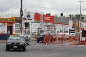 OBRAS EN EL BOULEVARD 5 DE MAYO A LA ALTURA DE LA 4 PONIENTE.