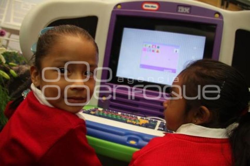 DONA IBM COMPUTADORAS PARA NIÑOS