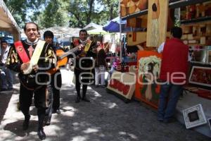 CALLEJONADAS EN EL BARRIO DE ANALCO