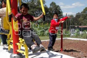 INAUGURAN GIMNASIO AL AIRE LIBRE