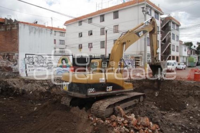 OBRAS VIADUCTO A SANTA ANA CHIAUTEMPAN