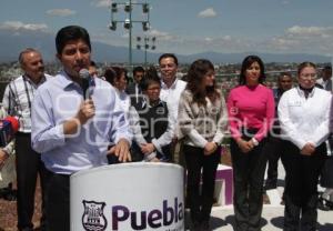 INAUGURAN GIMNASIO AL AIRE LIBRE