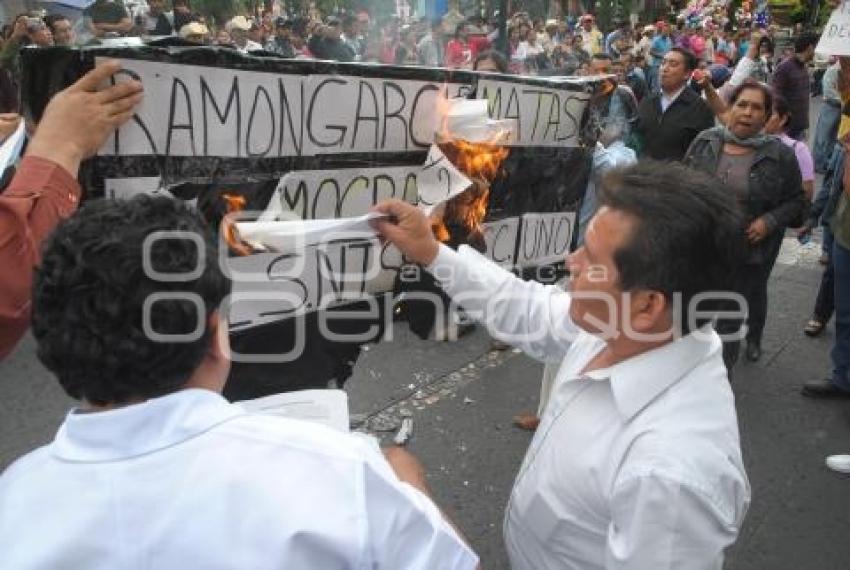 MARCHAN SINDICALIZADOS DEL IMSS