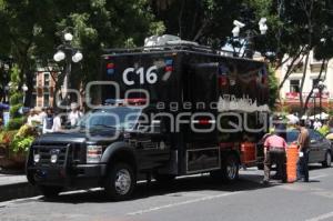 OPERATIVO EN EL ZÓCALO DE LA CIUDAD