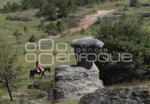 PIEDRAS ENCIMADAS - TURISMO