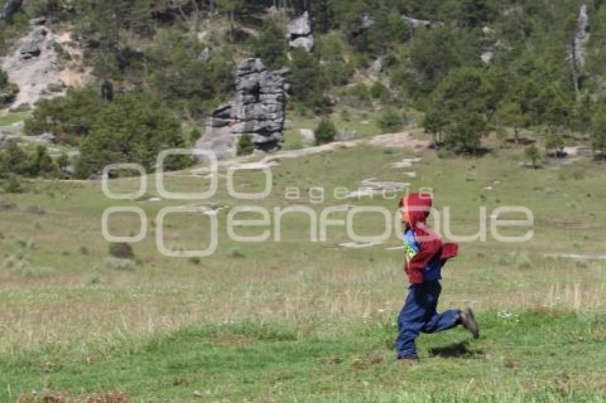 PIEDRAS ENCIMADAS - TURISMO