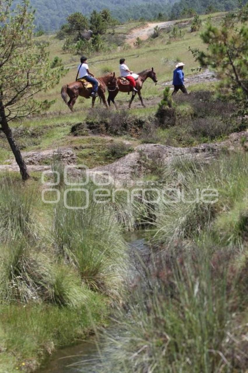 PIEDRAS ENCIMADAS - TURISMO