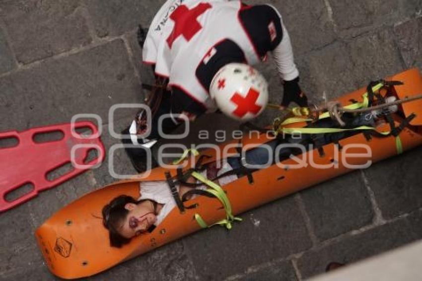 SIMULACRO DE SISMO EN PUEBLA . EDIFICIO ARRONTE BUAP