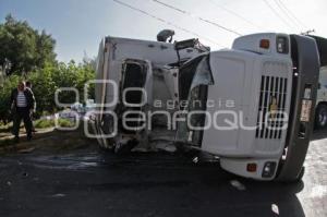 VOLCADURA CAMIÓN ALPURA