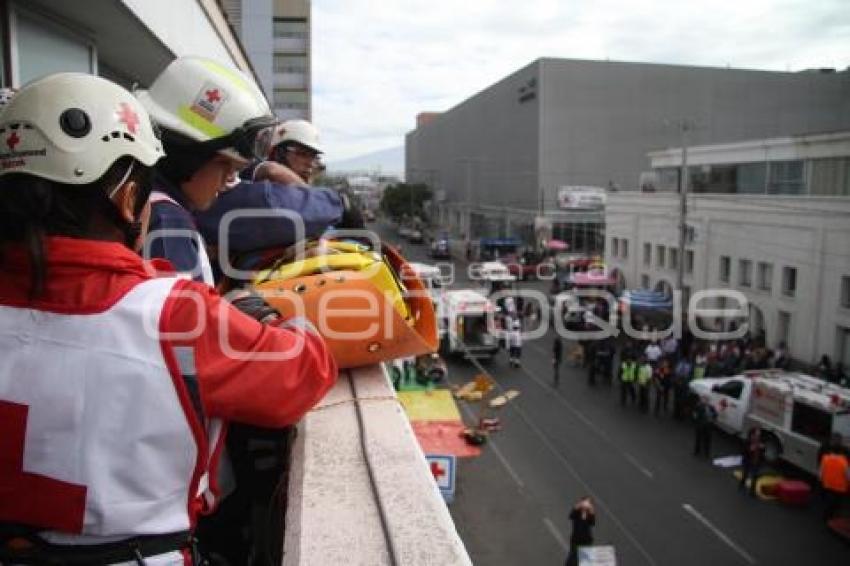 SIMULACRO DE AMENAZA DE BOMBA EN OFICINAS DEL IMSS